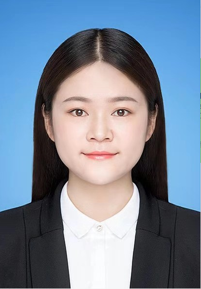 梁亭亭  少先队辅导员