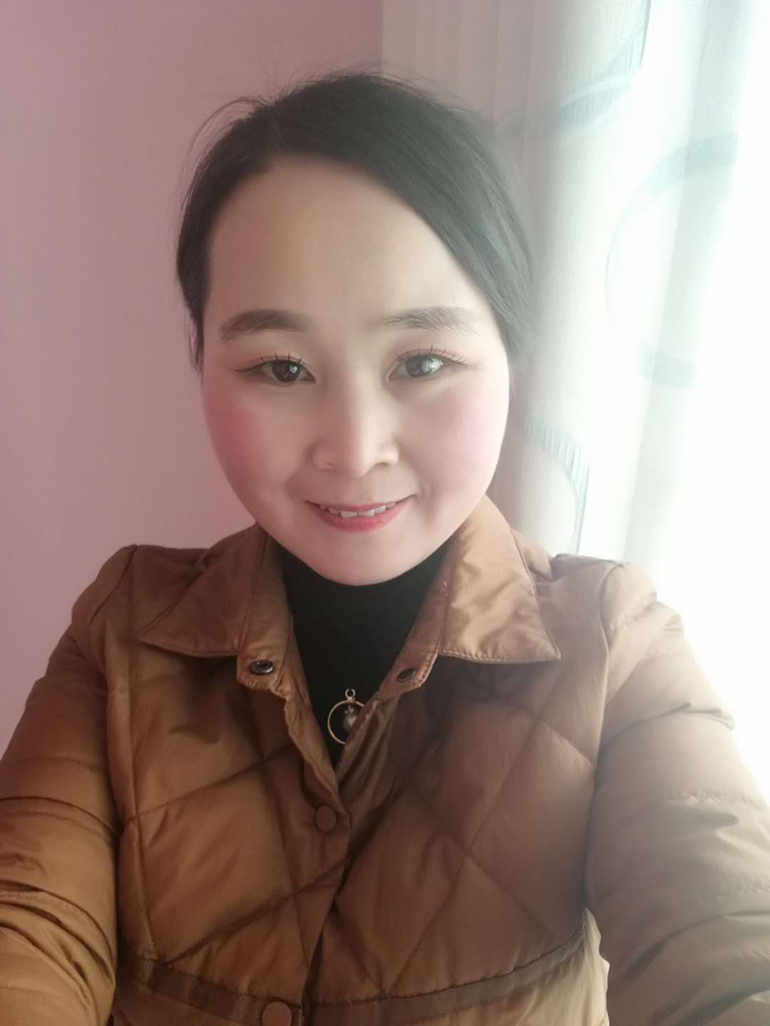 罗华  幼儿园园长