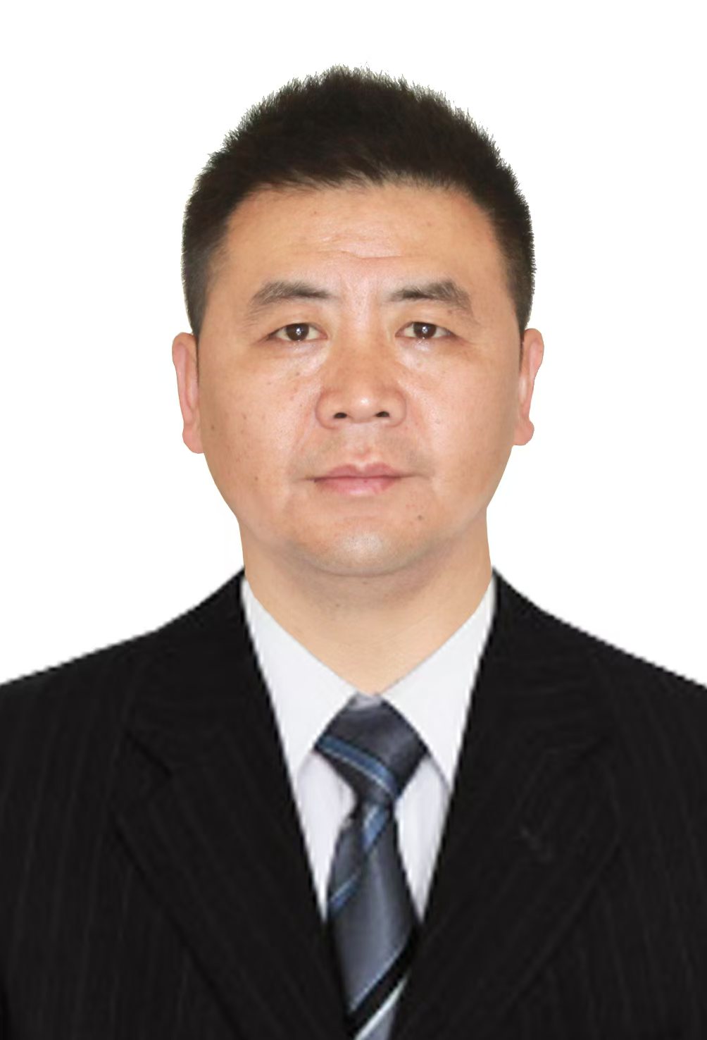 何明达   董事长